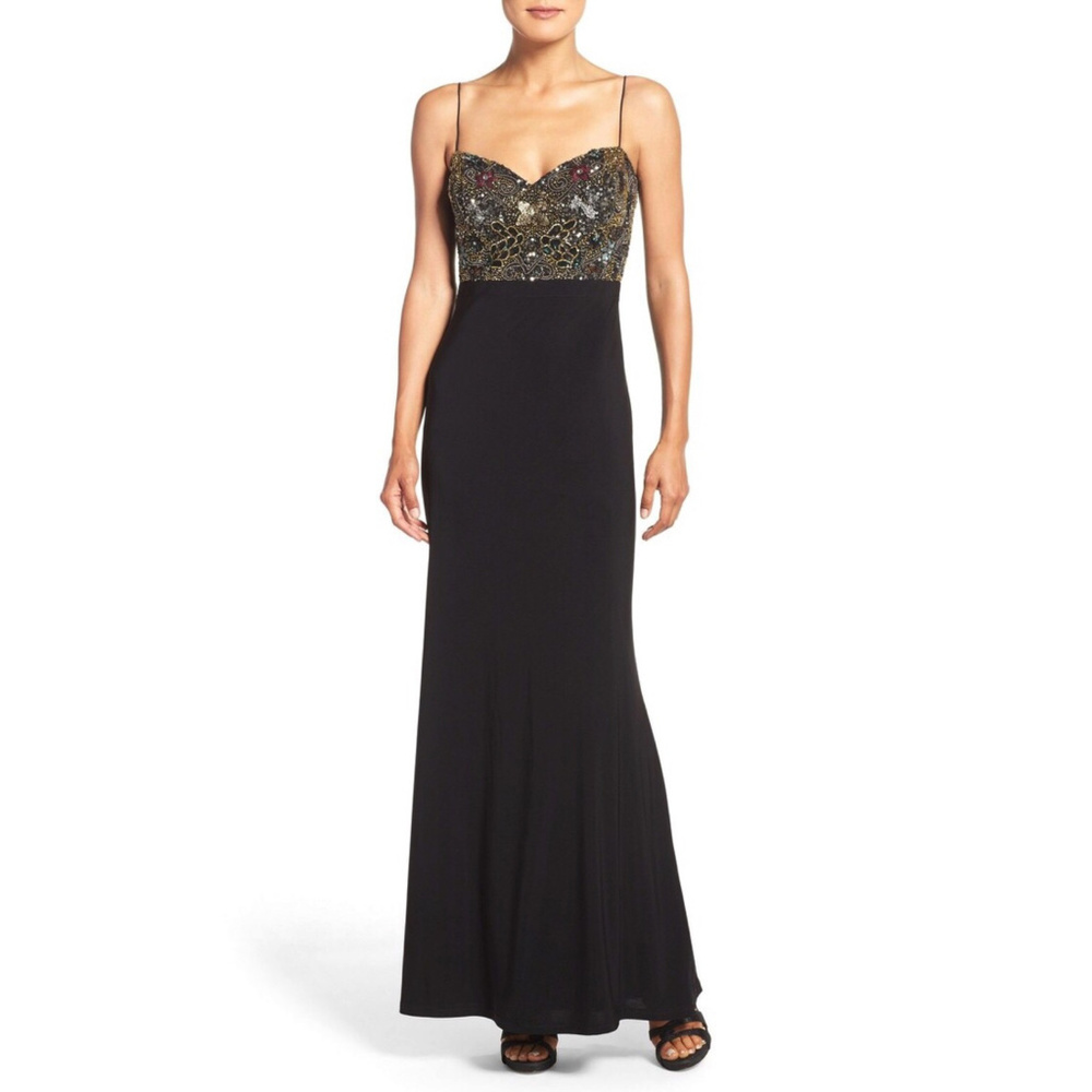 Adrianna Papell Sweetheart Gown with Beading (Black Tie Wedding Guest) - Picture 3 of 9